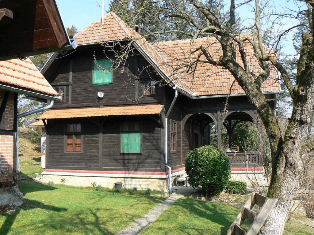 Country House Stoljetna Vila Seona Extérieur photo